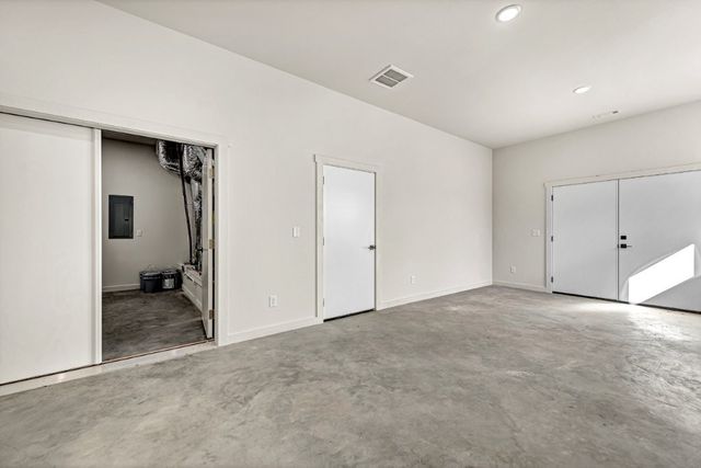 2 Steven Lane, Bella Vista, AR 72715