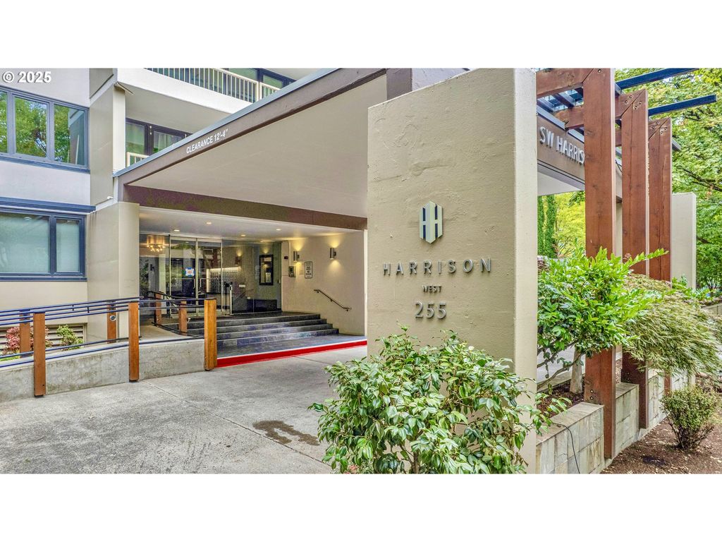 255 Sw HARRISON St 12G, Portland, OR 97201