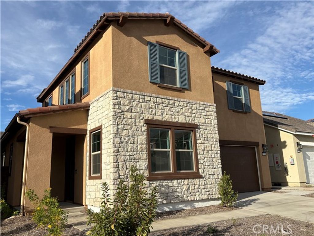 3718 Leafgreen Road, Corona, CA 92883