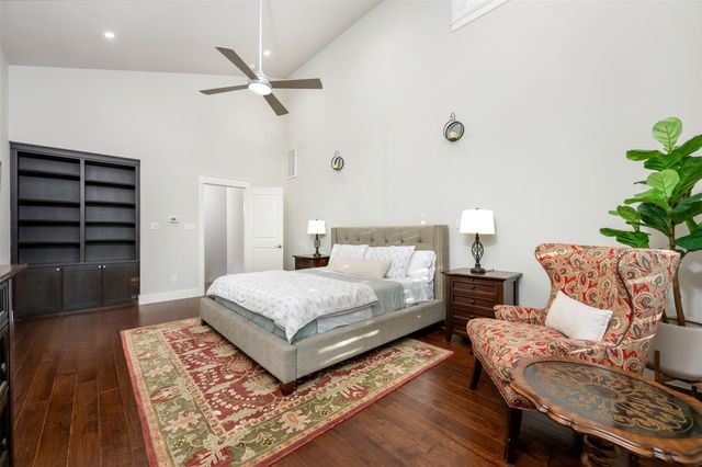 6009 Woodcrest DR, Austin, TX 78759