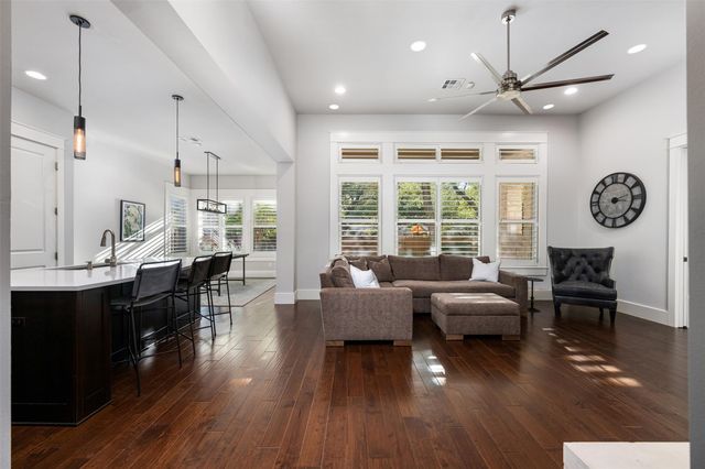 6009 Woodcrest DR, Austin, TX 78759