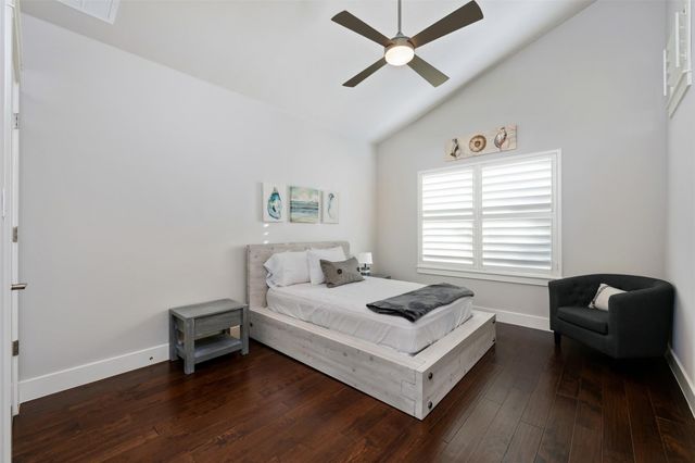 6009 Woodcrest DR, Austin, TX 78759