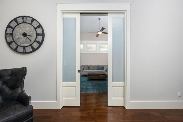 6009 Woodcrest DR, Austin, TX 78759