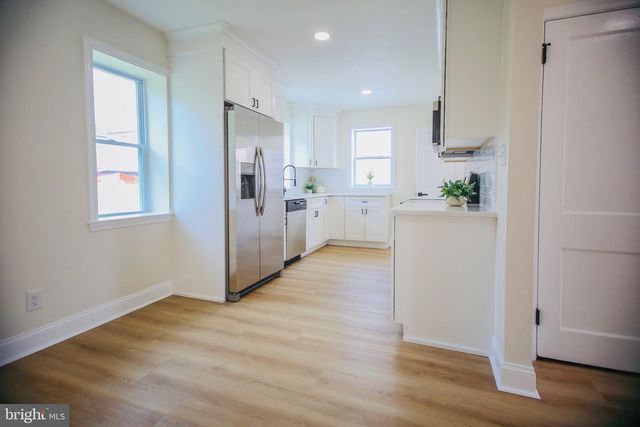155 MAPLE AVE, Holmes, PA 19043
