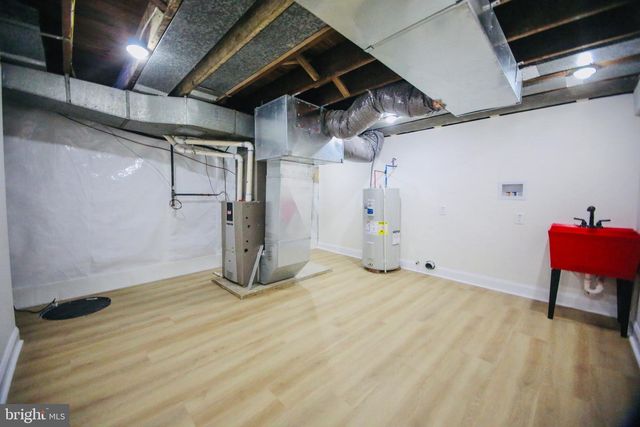 155 MAPLE AVE, Holmes, PA 19043
