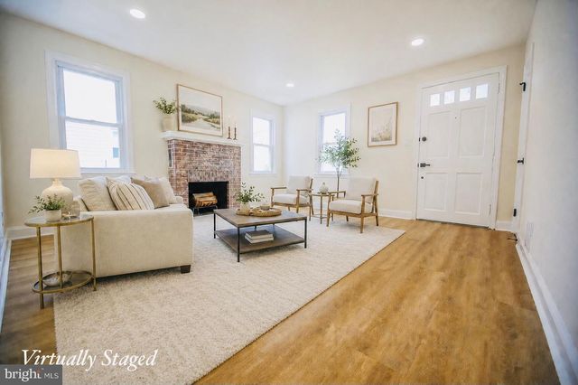 155 MAPLE AVE, Holmes, PA 19043