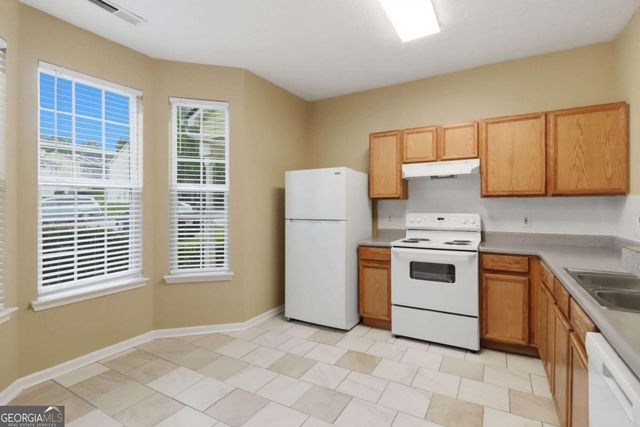 1708 Camden Forrest Trail, Riverdale, GA 30296