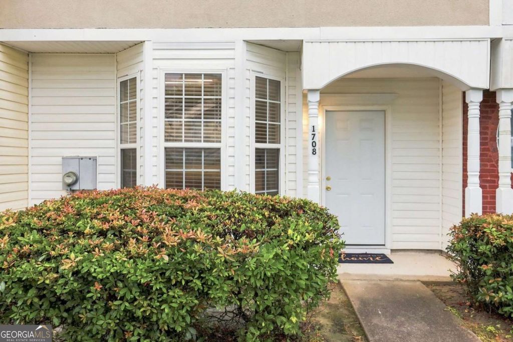 1708 Camden Forrest Trail, Riverdale, GA 30296