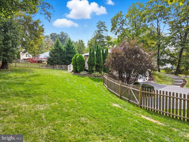 87 SPROUL RD, Malvern, PA 19355