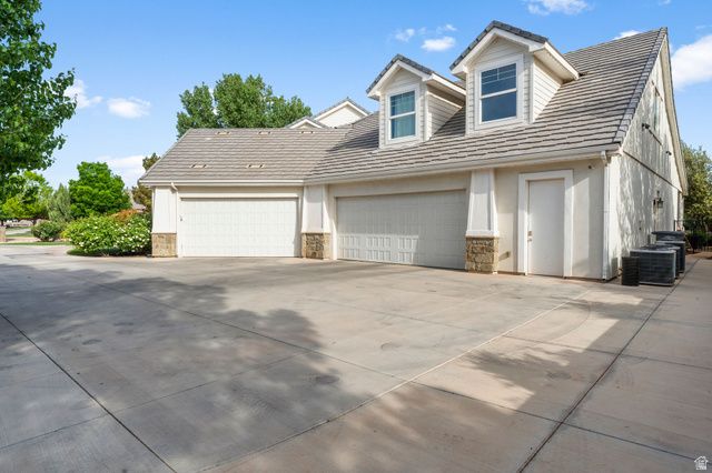 2917 S OLD FARM RD, Washington, UT 84780