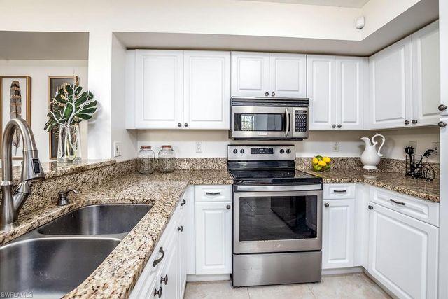 1240 Wildwood Lakes BLVD 104, Naples, FL 34104
