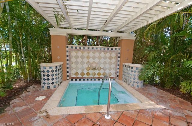 1240 Wildwood Lakes BLVD 104, Naples, FL 34104