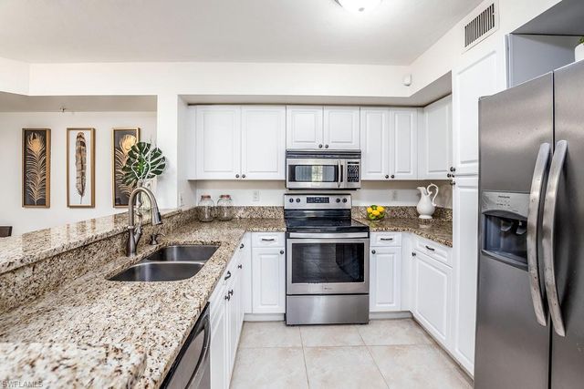 1240 Wildwood Lakes BLVD 104, Naples, FL 34104