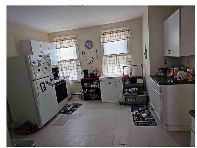 86 W Main St, North Adams, MA 01247