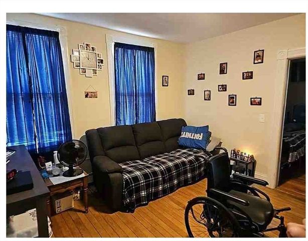 86 W Main St, North Adams, MA 01247