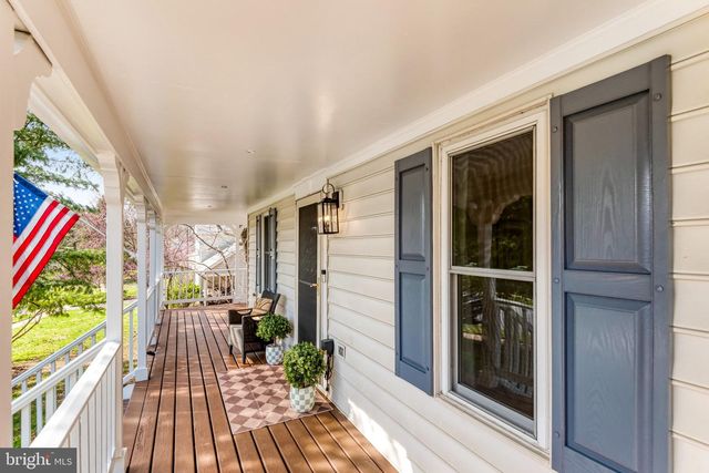 4524 SAMUELS PINE RD, Chantilly, VA 20151