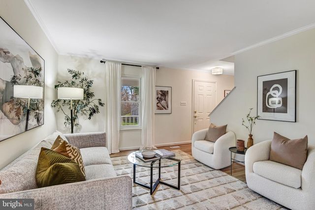 4524 SAMUELS PINE RD, Chantilly, VA 20151