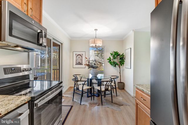 4524 SAMUELS PINE RD, Chantilly, VA 20151