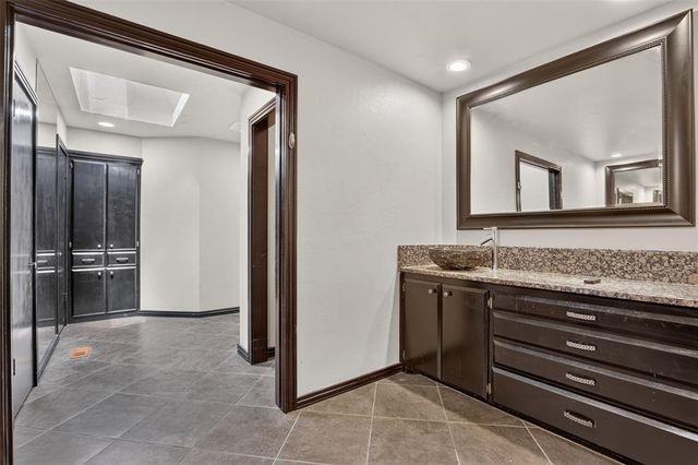 11901 Maple Ridge Road, Oklahoma City, OK 73120
