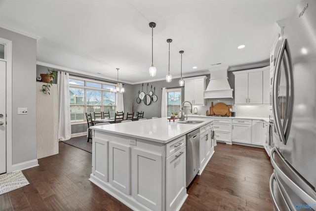 7607 Summerdawn Drive SE, Owens Cross Roads, AL 35763