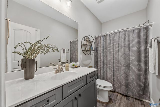 7607 Summerdawn Drive SE, Owens Cross Roads, AL 35763