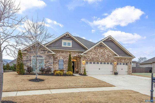 7607 Summerdawn Drive SE, Owens Cross Roads, AL 35763