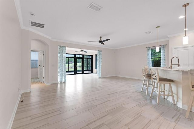 8972 DOVE VALLEY WAY, Davenport, FL 33896