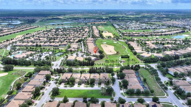 8972 DOVE VALLEY WAY, Davenport, FL 33896
