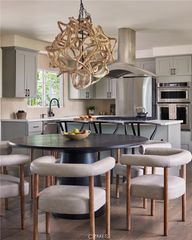 17856 Cathedral, Encino, CA 91316