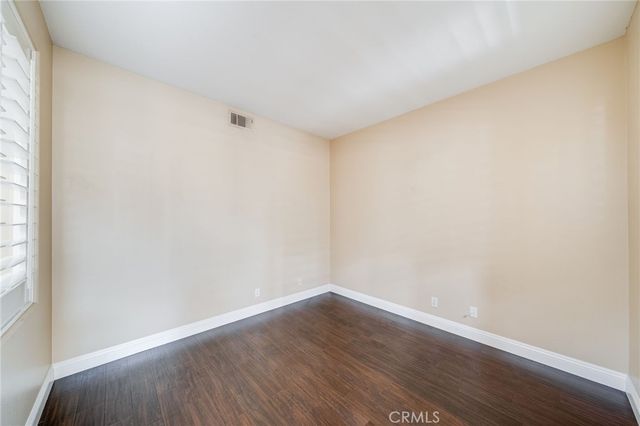 11761 Fricker Ave, Tustin, CA 92782