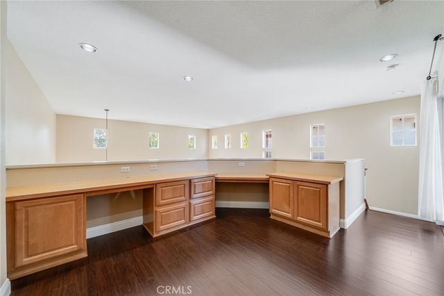 11761 Fricker Ave, Tustin, CA 92782
