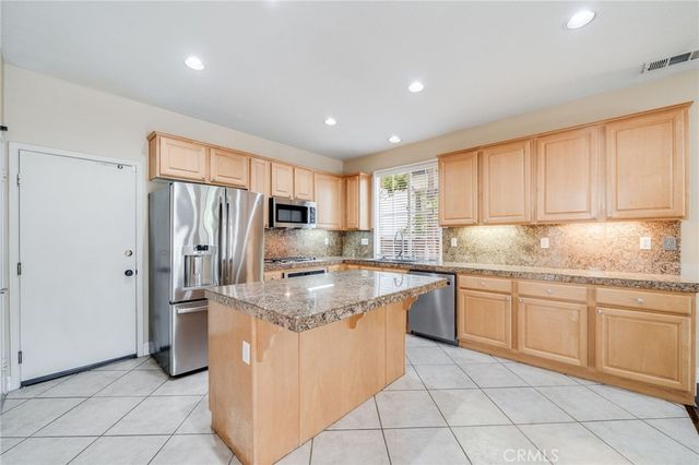 11761 Fricker Ave, Tustin, CA 92782