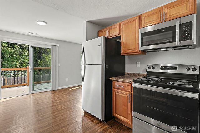 33020 22nd Place S, Federal Way, WA 98003