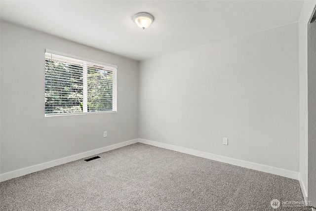 33020 22nd Place S, Federal Way, WA 98003