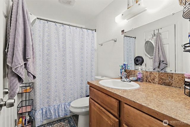 33020 22nd Place S, Federal Way, WA 98003