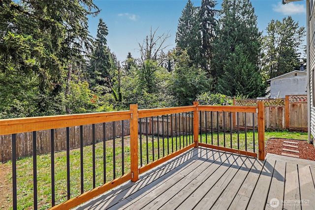 33020 22nd Place S, Federal Way, WA 98003