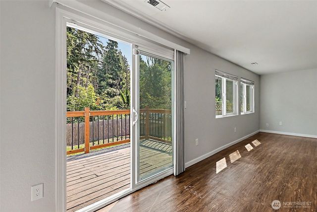 33020 22nd Place S, Federal Way, WA 98003