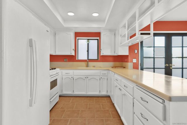 4585 51St 4, San Diego, CA 92115