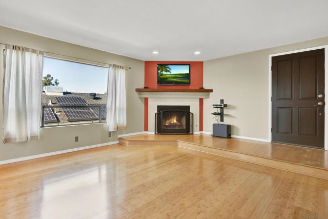 4585 51St 4, San Diego, CA 92115