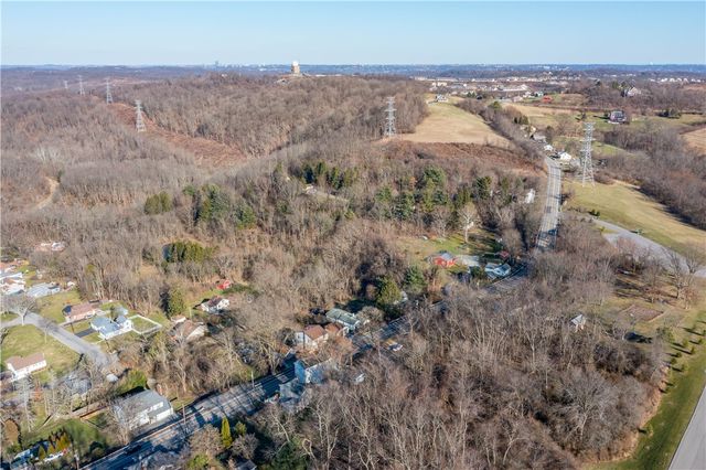 642 Seminary Avenue, South Fayette, PA 15071