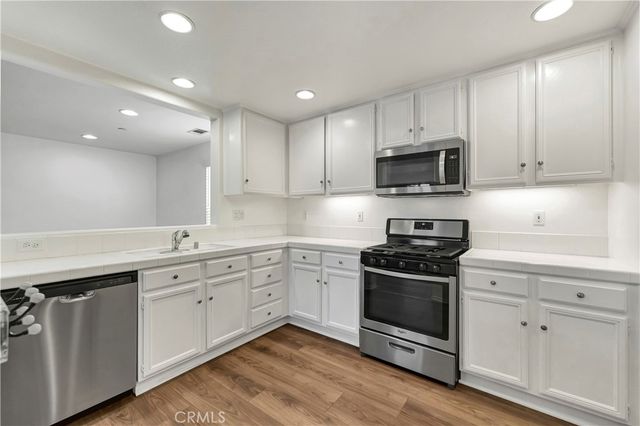 40 Three Vines Court, Ladera Ranch, CA 92694