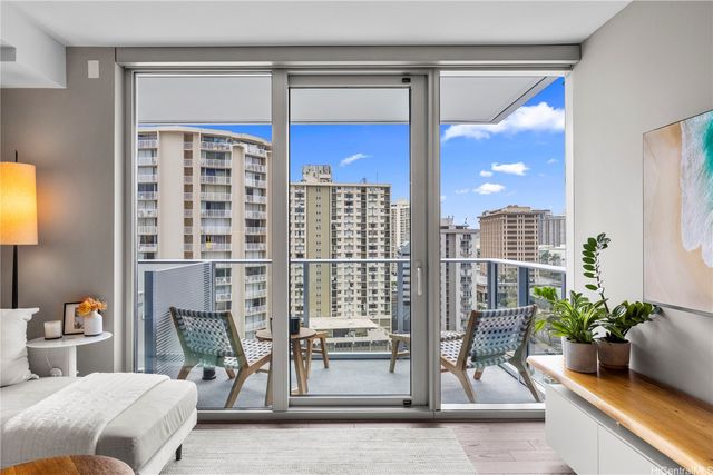 629 keeaumoku Street 1309, Honolulu, HI 96814
