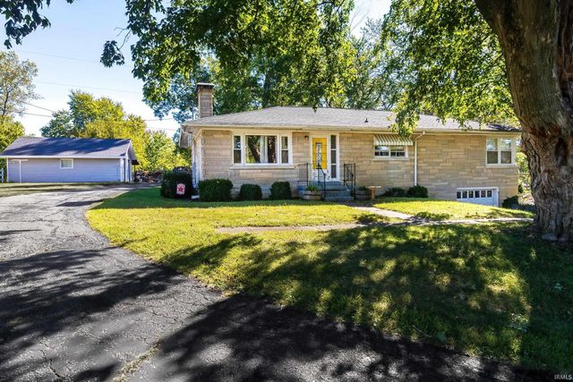 5566 Martin Road, Newburgh, IN 47630