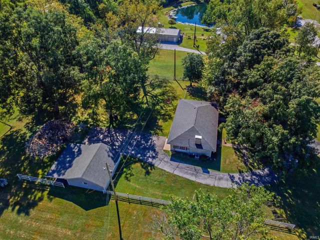 5566 Martin Road, Newburgh, IN 47630