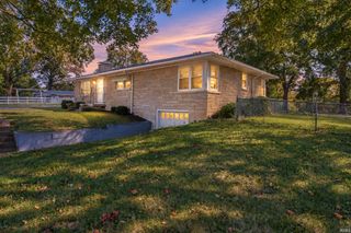 5566 Martin Road, Newburgh, IN 47630
