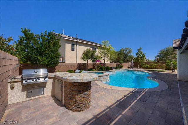 7038 Chestnut Valley Street, Las Vegas, NV 89166