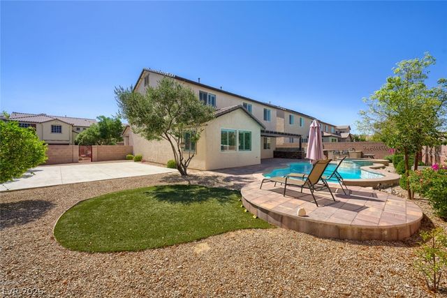 7038 Chestnut Valley Street, Las Vegas, NV 89166