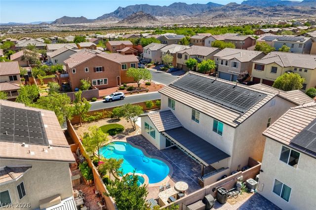7038 Chestnut Valley Street, Las Vegas, NV 89166