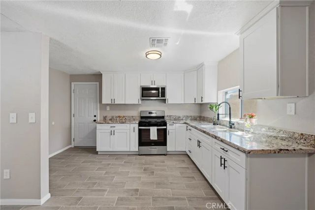 7791 Eucalyptus, Highland, CA 92346