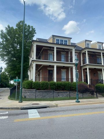 105 E 03rd Street, Chattanooga, TN 37403